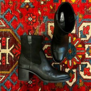 Frye suede/leather black booties - size 9M